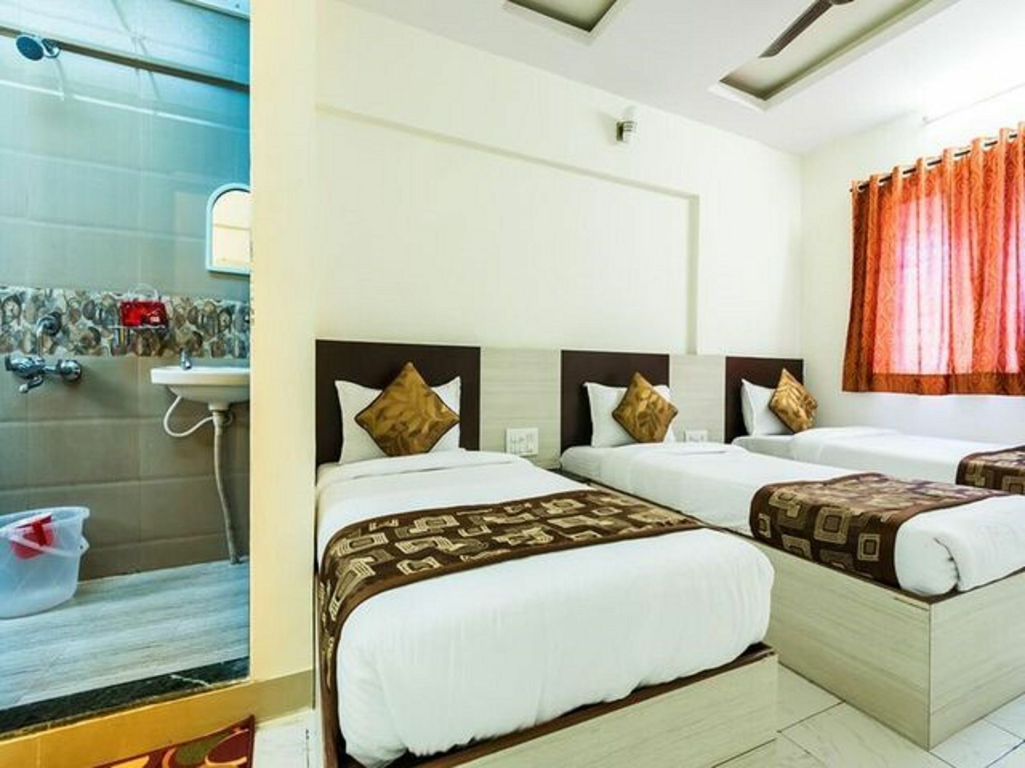 Hotel Kurla Residency Mumbai Exterior photo